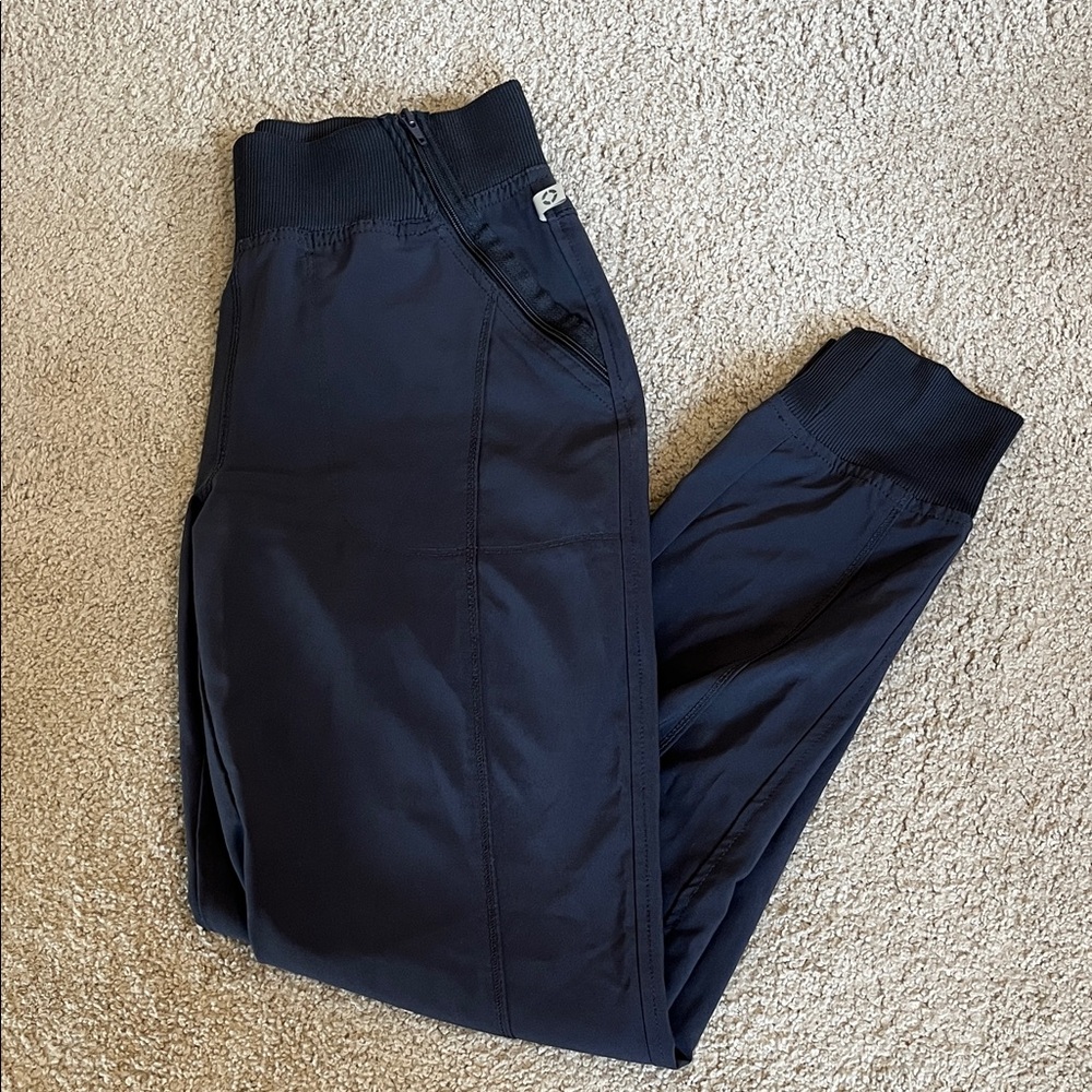 Cherokee Infinity Women's Pewter Jogger Scrub Pant